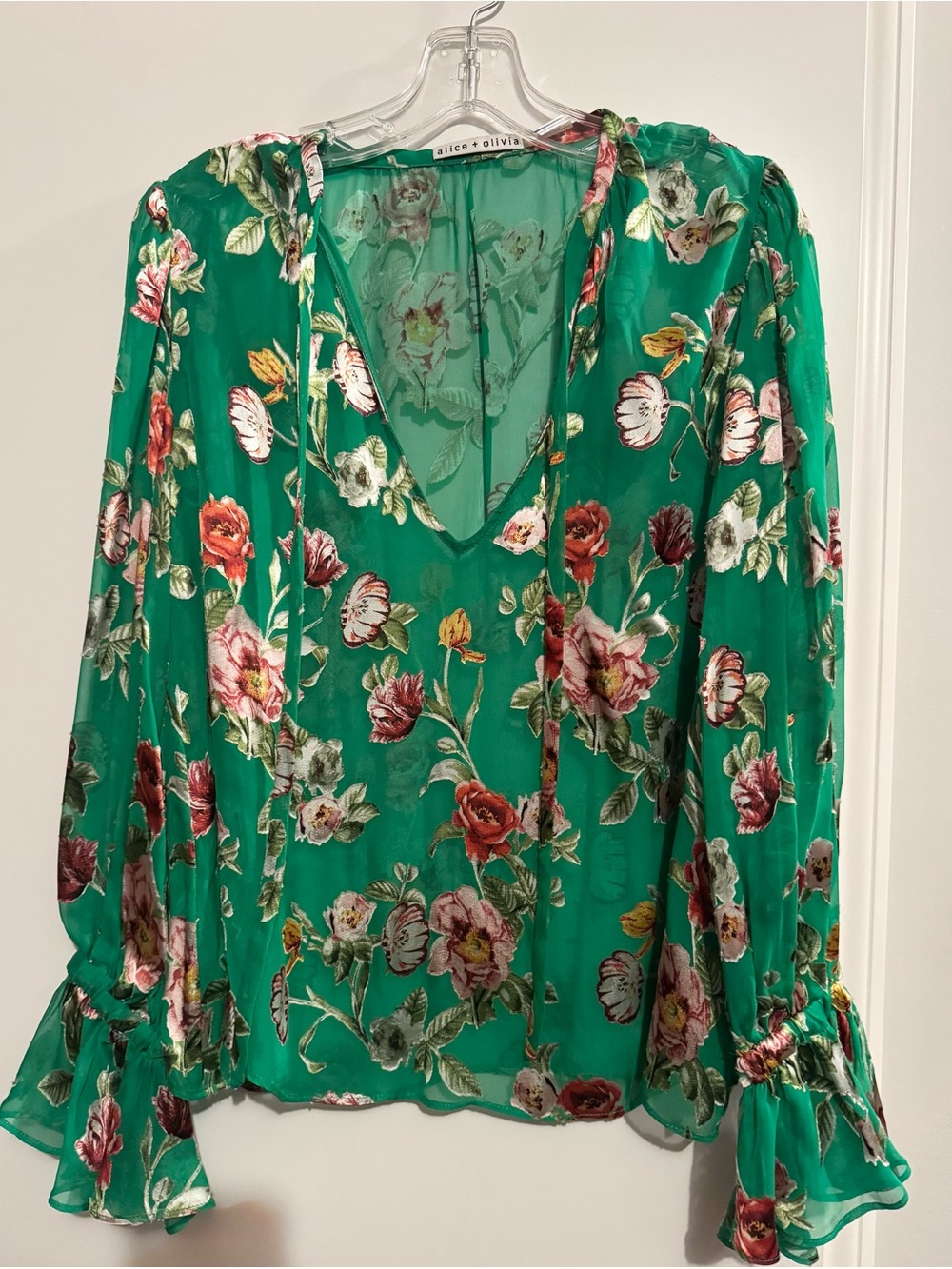 Alice + Olivia Never Worn Emerald Green Floral V-Neck Tie Blouse